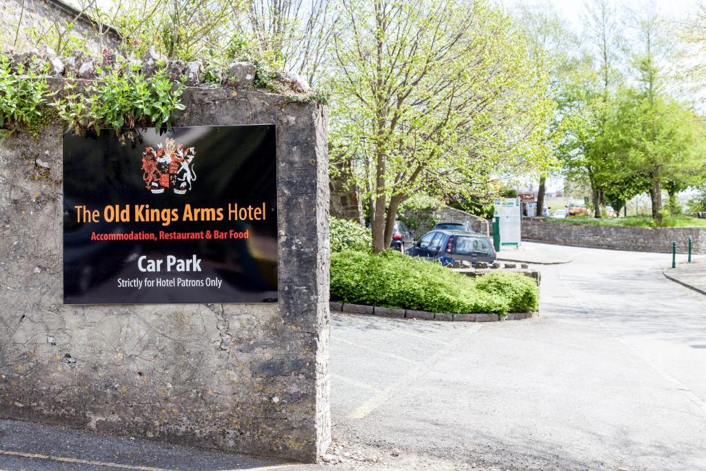Old Kings Arms Hotel Pembroke Exterior foto